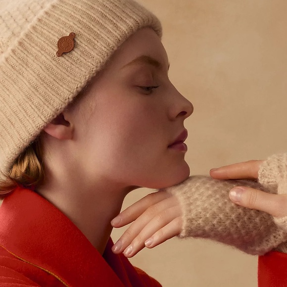 HERMES BNIB LOU BEANIE IN AMANDE MEDIUM | CASHMERE MOHAIR - Picture 3 of 4